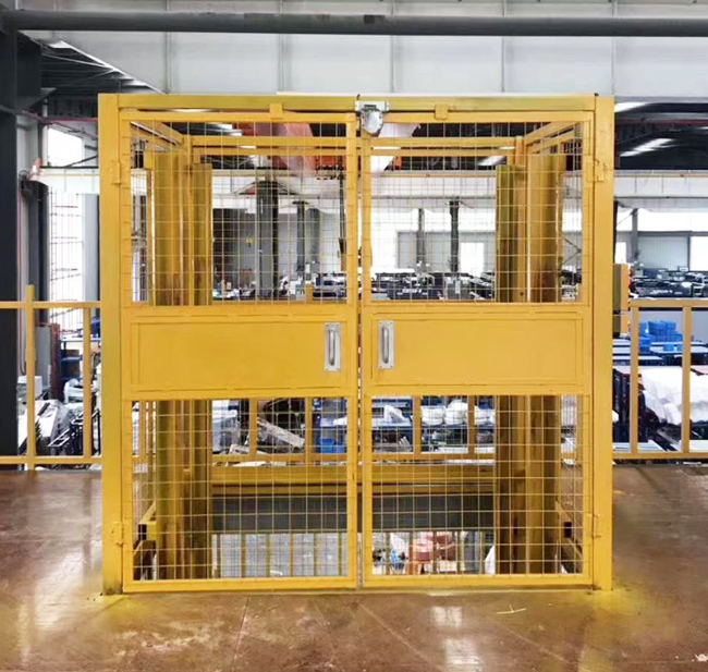 资溪智能导轨式升降机亮相